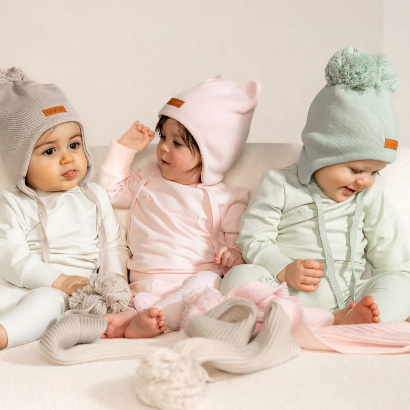 Gugguu Baby Beauty Sweatshirt